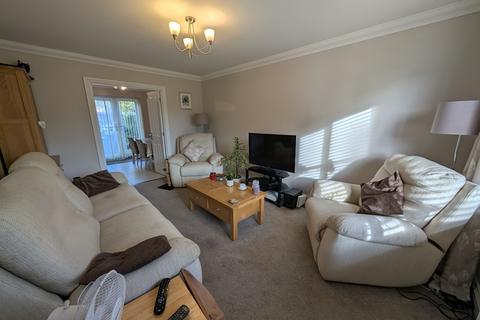 3 bedroom link detached house for sale, Foxglove End, Leiston