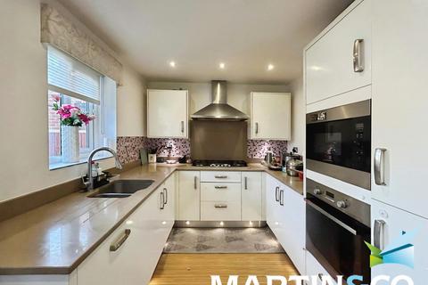 3 bedroom detached house for sale, Foreman Road, Wakefield WF2