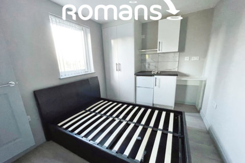 1 bedroom in a house share to rent, Norfolk Road, Reading, RG30