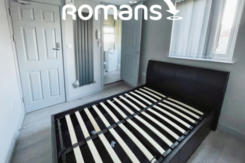 1 bedroom in a house share to rent, Norfolk Road, Reading, RG30