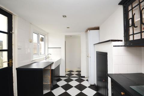 3 bedroom terraced house for sale, Dunnett Road, Folkestone CT19