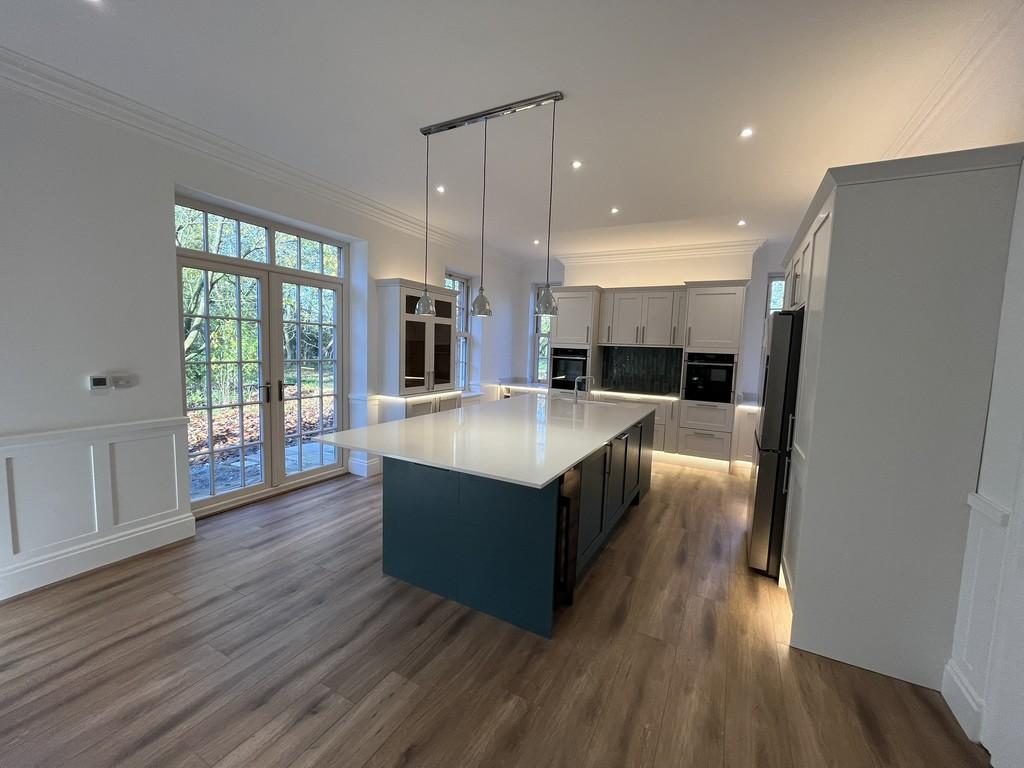 Fitted Kitchen