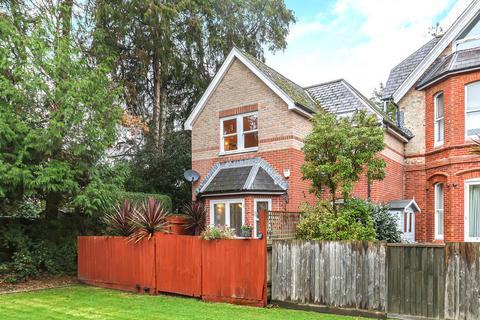 2 bedroom apartment for sale, Cavendish Road, Bournemouth