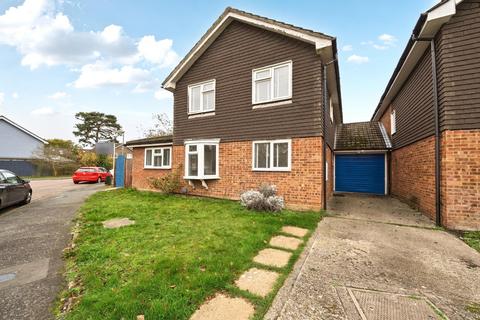 undefined, Snowdrop Way, West End, Woking, GU24