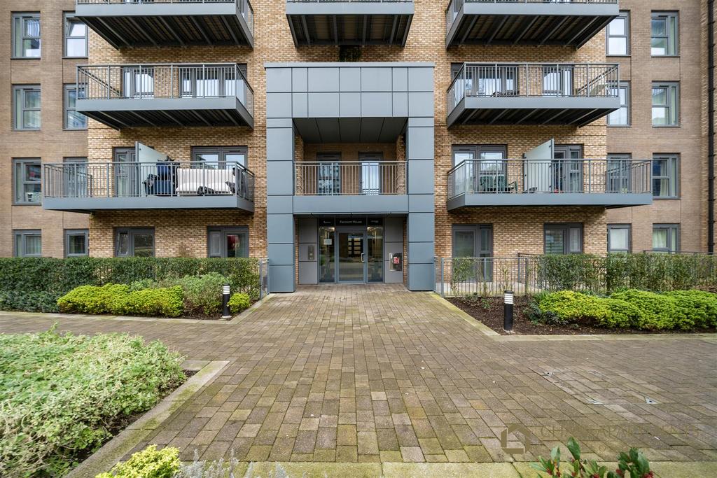 Fermont House NW9 4 FG-12.jpg