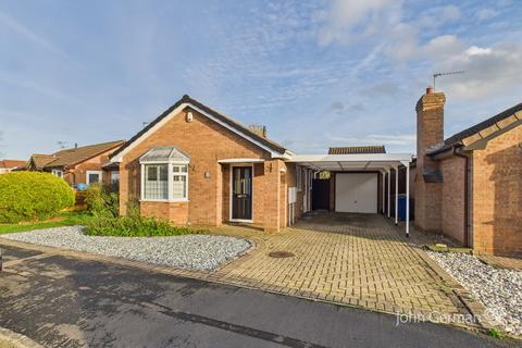 2 bedroom detached bungalow for sale, Grunmore Drive, Stretton