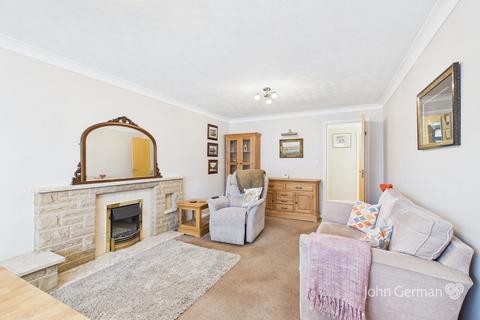 2 bedroom detached bungalow for sale, Grunmore Drive, Stretton