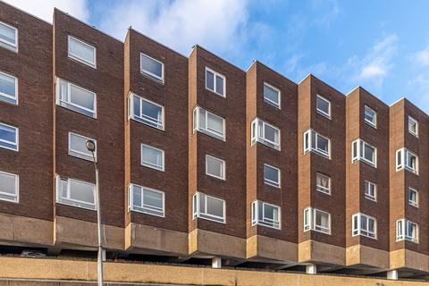3 bedroom apartment for sale, Byres Road, Dowanhill, Glasgow