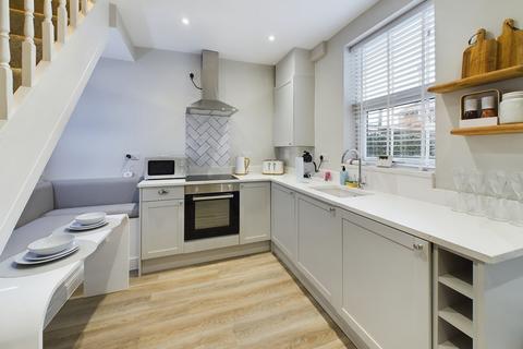 2 bedroom terraced house for sale, Hoole Lane, Hoole, Chester, CH2