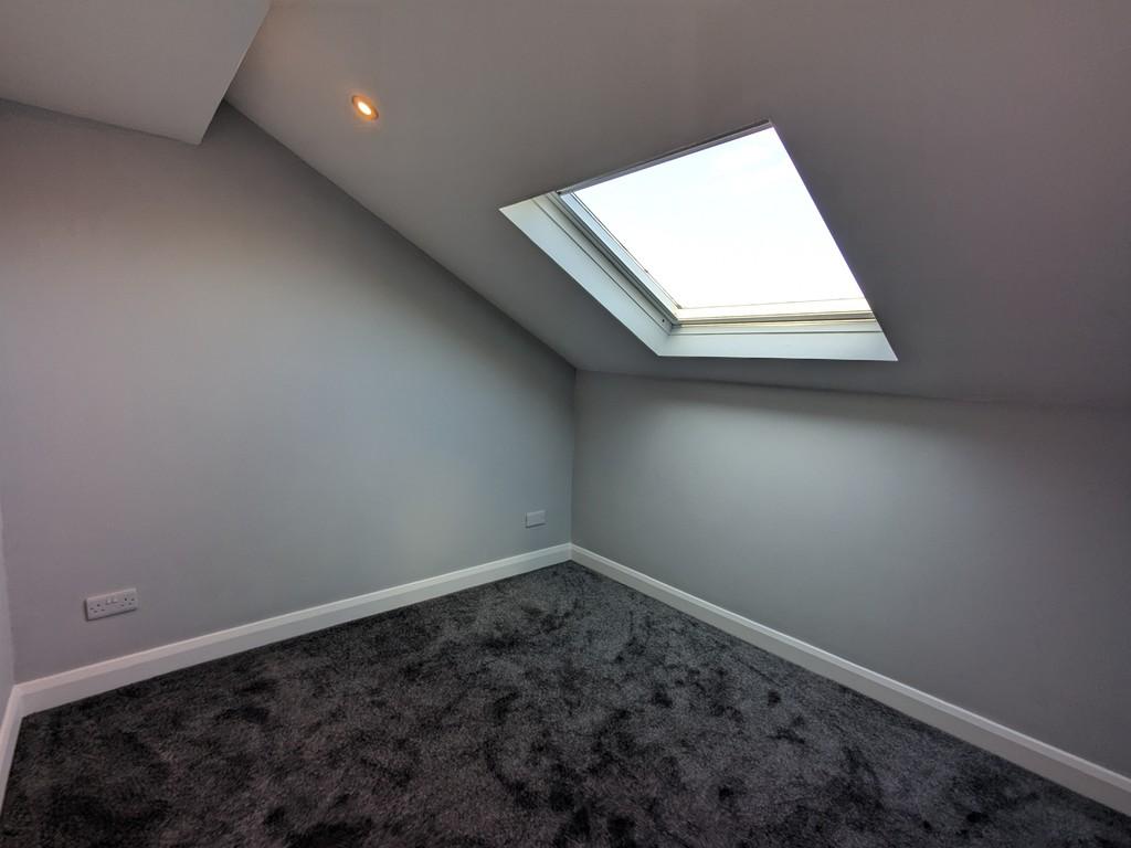 Pxl 20250423 085451770