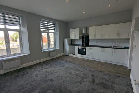 2 bedroom apartment for sale, Cross Street, Sale