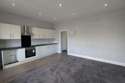 2 bedroom apartment for sale, Cross Street, Sale