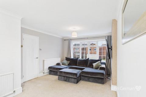 3 bedroom semi-detached house for sale, Ashleigh Drive, Uttoxeter