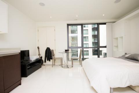 undefined, Baltimore Wharf, London E14