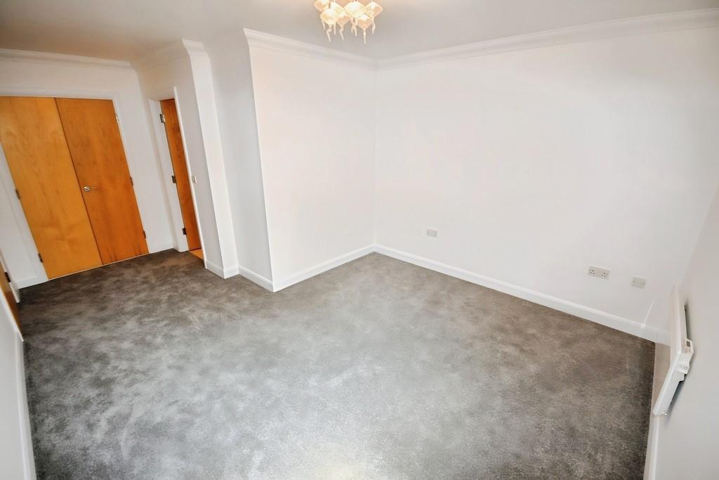 2feccabd-Bedroom 201 20 282 29