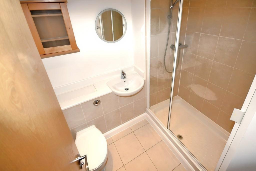 4cef8c72-Bedroom 201 2 C 20ensuite