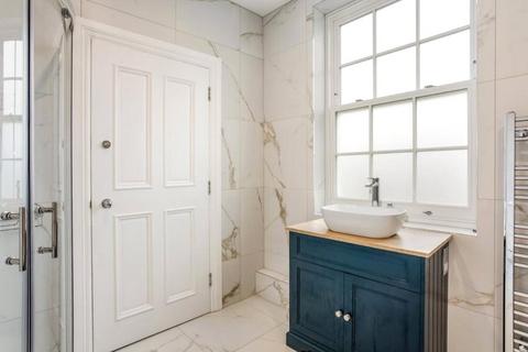 undefined, Berrymede Road, London, W4