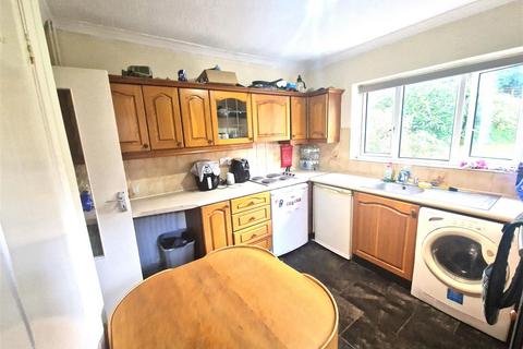undefined, Hales Drive, Canterbury, Canterbury