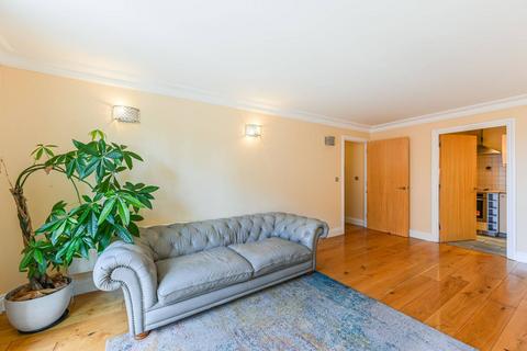 2 bedroom flat to rent, Lordship Lane, East Dulwich, London, SE22