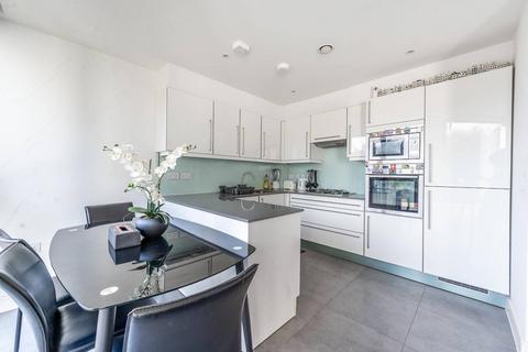 Edgwarebury Lane, Edgware, HA8