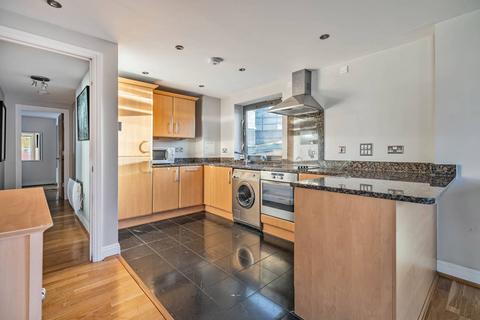 3 bedroom flat to rent, Dolben Court, Westminster, London, SW1P