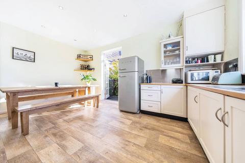 3 bedroom maisonette for sale, Wandsworth Bridge Road, Fulham Broadway, London, SW6