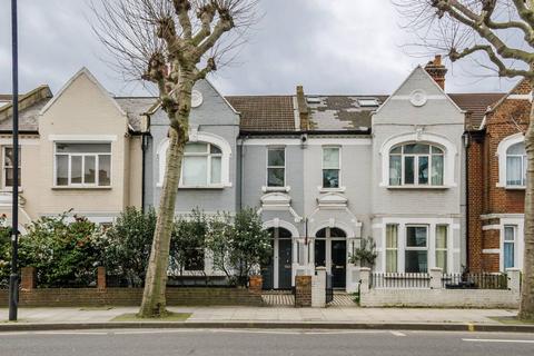3 bedroom maisonette for sale, Wandsworth Bridge Road, Fulham Broadway, London, SW6
