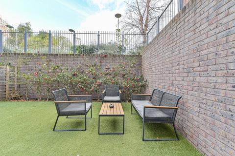 1 bedroom flat for sale, Brixton Road, Brixton, London, SW9