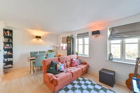 2 bedroom flat for sale, Stockwell Green, Stockwell, London, SW9