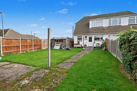 2 bedroom chalet for sale, Orange Road, Canvey Island SS8