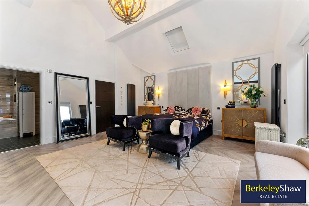 Principal Bedroom