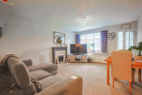 undefined, Waxwell Road, Hockley SS5