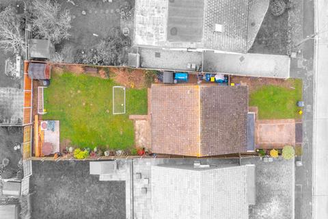 2 bedroom detached bungalow for sale, Waxwell Road, Hockley SS5