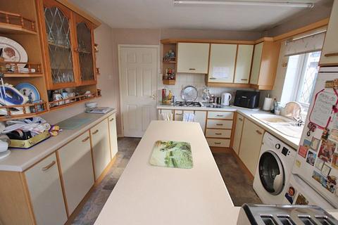 3 bedroom bungalow for sale, AMESBURY AVENUE, SCARTHO