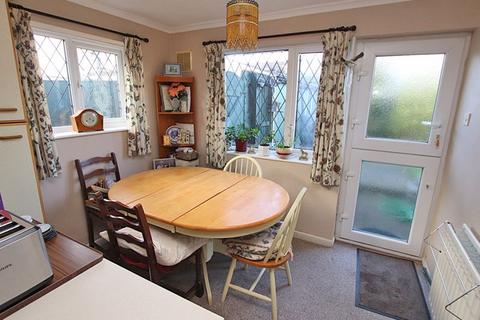 3 bedroom bungalow for sale, AMESBURY AVENUE, SCARTHO