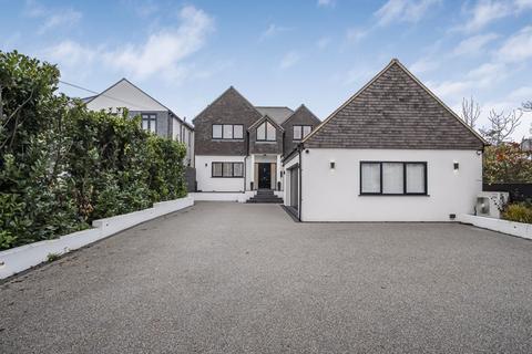 4 bedroom detached house for sale, Birchwood Road, Wilmington