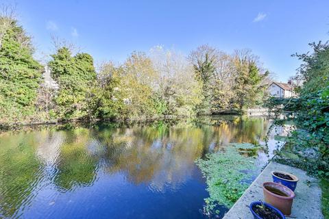 undefined, Tallow Road, Brentford, TW8