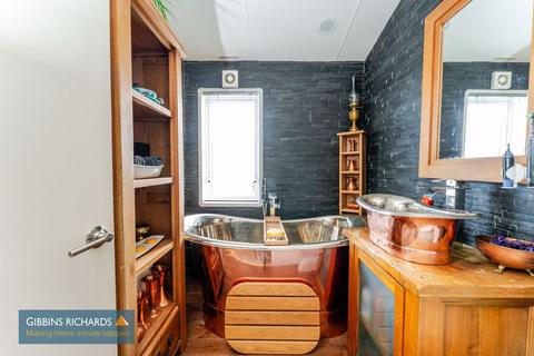2 bedroom detached house for sale, Bath Road, Bawdrip, Nr. Bridgwater