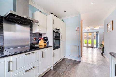 4 bedroom detached house for sale, Lillebonne Way, Wellington TA21