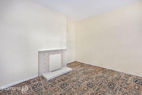 3 bedroom semi-detached house to rent, Richmond Park Avenue, Kimberworth