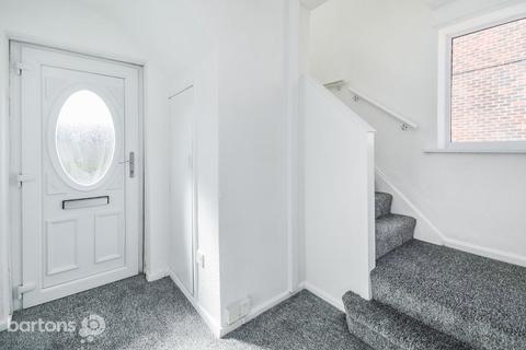 3 bedroom semi-detached house to rent, Richmond Park Avenue, Kimberworth