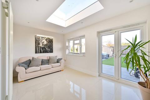 undefined, Windsor Avenue, New Malden, KT3