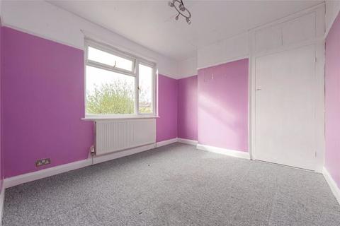 3 bedroom property to rent, Chailey Avenue, Enfield EN1
