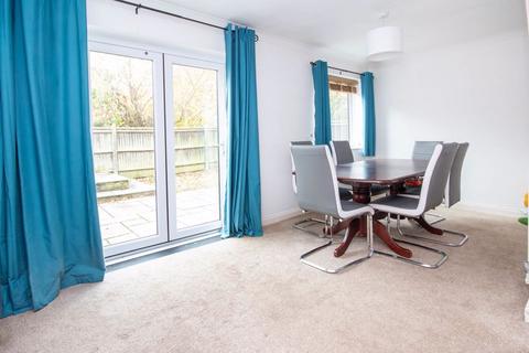 3 bedroom end of terrace house for sale, Calmore