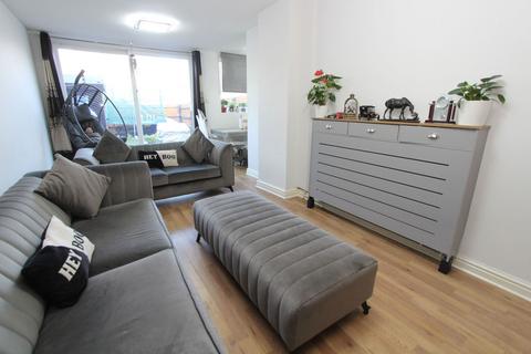 undefined, Commonside, Brierley Hill DY5