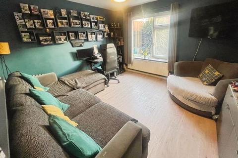 2 bedroom terraced house for sale, Victoria Court, Farnworth