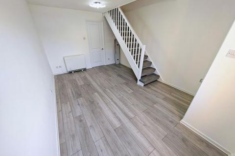 2 bedroom terraced house for sale, Rabournmead Drive, Northolt