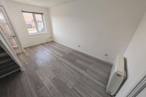 2 bedroom terraced house for sale, Rabournmead Drive, Northolt