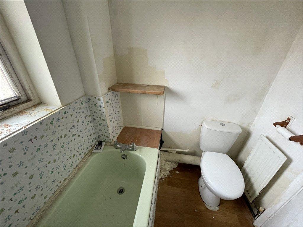 Picture No. 04