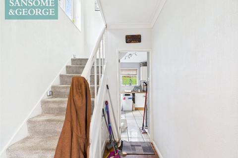 undefined, Royal Avenue, Calcot, Reading, Berkshire, RG31